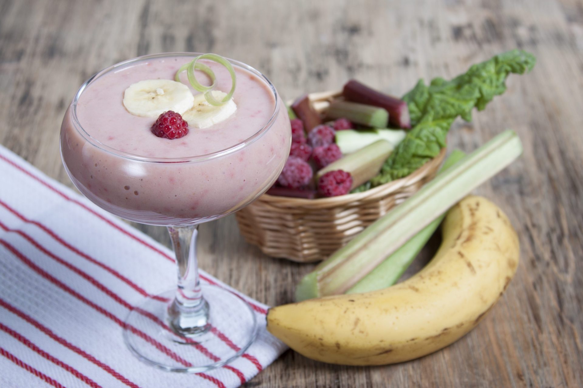 Rhubarb-Raspberry Smoothie